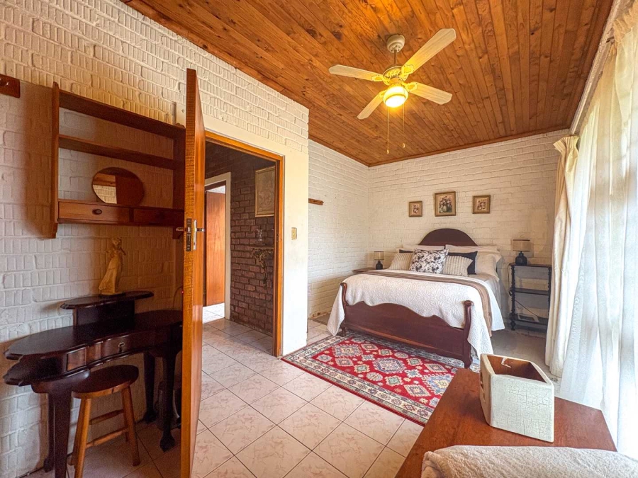 4 Bedroom Property for Sale in Stilbaai Wes Western Cape
